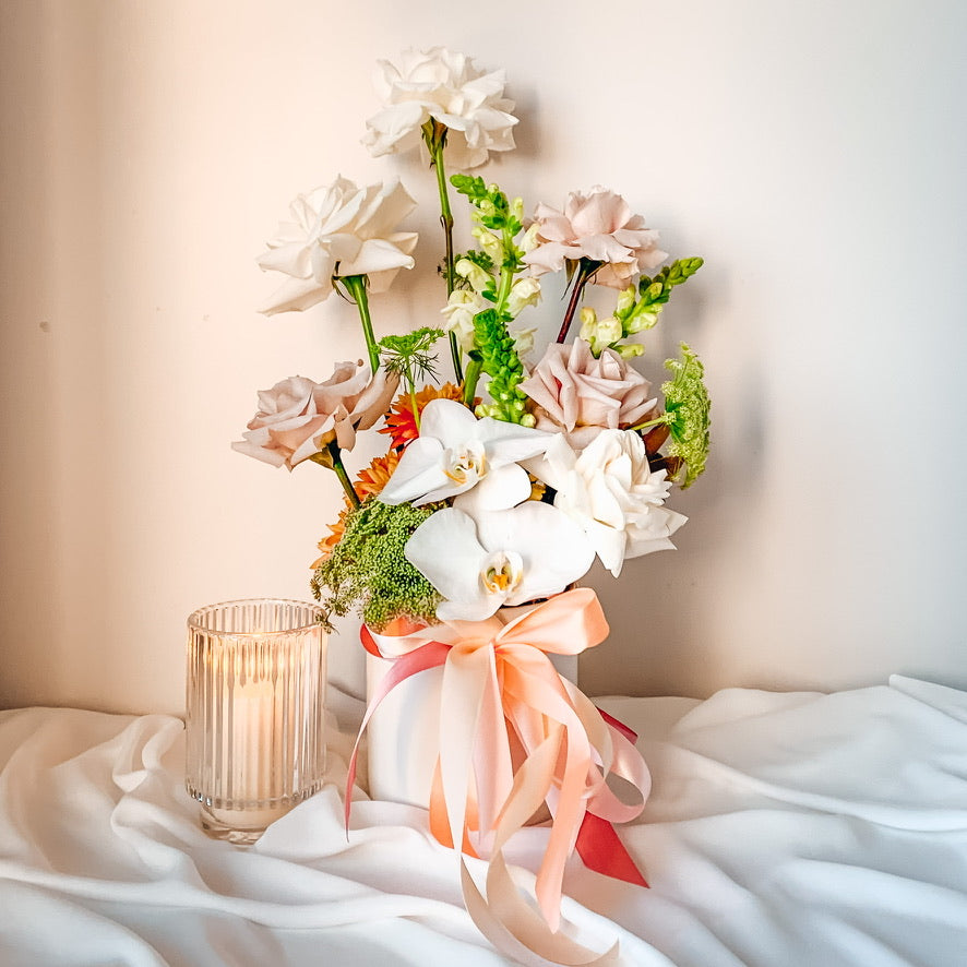 PERFECT KISSES • Vase Arrangement