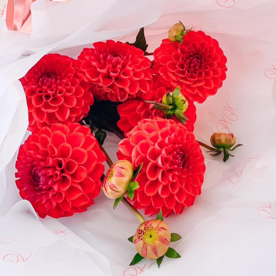 A BUNCH OF KISSES - Seasonal Blooms En Masse