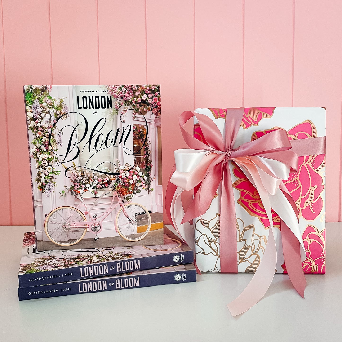 LONDON IN BLOOM - Coffee Table Book